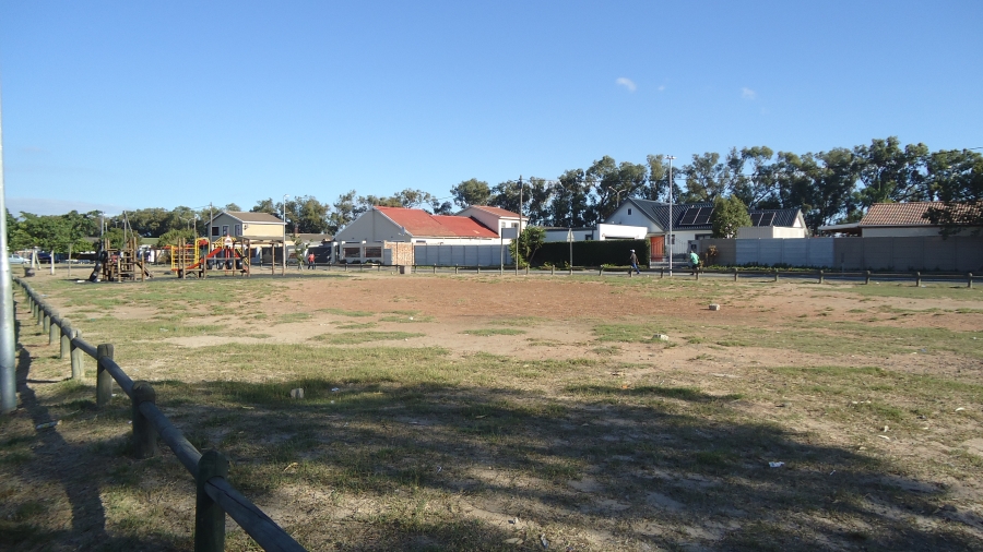 0 Bedroom Property for Sale in Croydon Western Cape